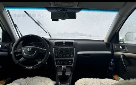 Skoda Octavia, 2012 год, 1 100 000 рублей, 9 фотография