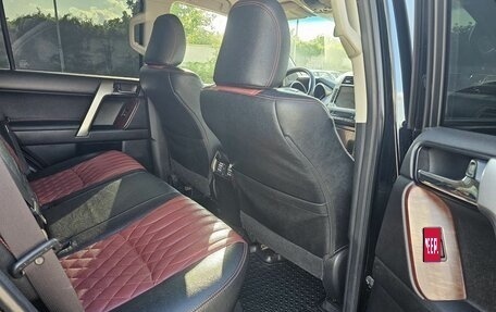 Toyota Land Cruiser Prado 150 рестайлинг 2, 2016 год, 3 850 000 рублей, 24 фотография
