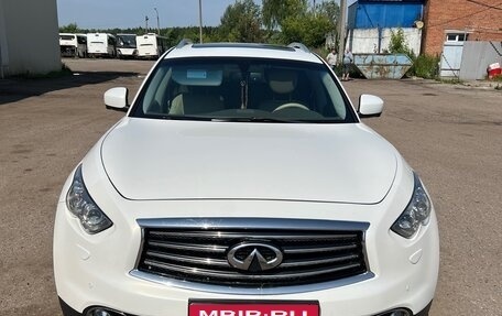 Infiniti FX II, 2012 год, 2 100 000 рублей, 1 фотография