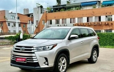 Toyota Highlander III, 2021 год, 2 780 000 рублей, 1 фотография