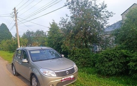 Renault Sandero I, 2013 год, 565 000 рублей, 1 фотография