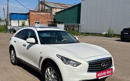 Infiniti FX II, 2012 год, 2 100 000 рублей, 3 фотография