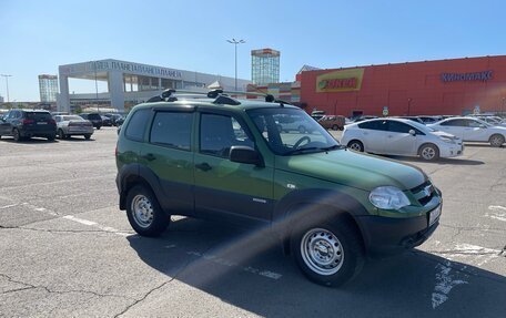 Chevrolet Niva I рестайлинг, 2016 год, 740 000 рублей, 3 фотография
