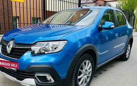 Renault Logan II, 2018 год, 875 000 рублей, 5 фотография