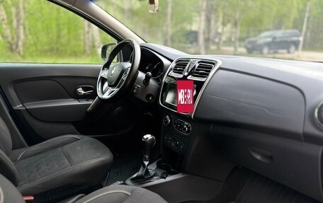 Renault Logan II, 2018 год, 875 000 рублей, 30 фотография