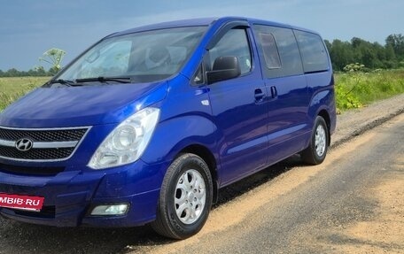 Hyundai Grand Starex Grand Starex I рестайлинг 2, 2010 год, 1 400 000 рублей, 15 фотография