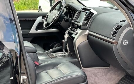 Toyota Land Cruiser 200, 2013 год, 3 950 000 рублей, 7 фотография