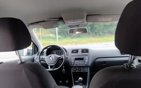 Volkswagen Polo VI (EU Market), 2015 год, 1 075 000 рублей, 8 фотография