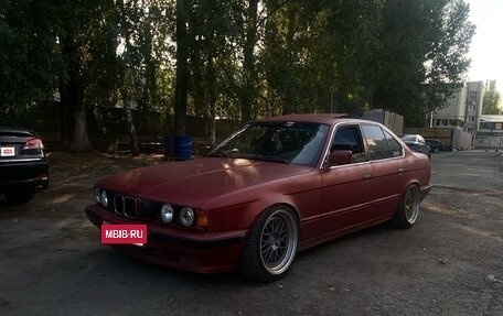 BMW 5 серия, 1989 год, 650 000 рублей, 16 фотография