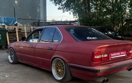 BMW 5 серия, 1989 год, 650 000 рублей, 14 фотография