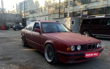 BMW 5 серия, 1989 год, 650 000 рублей, 15 фотография