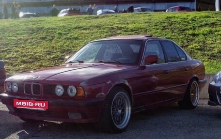 BMW 5 серия, 1989 год, 650 000 рублей, 19 фотография