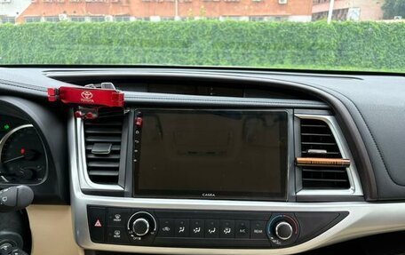 Toyota Highlander III, 2021 год, 2 780 000 рублей, 4 фотография