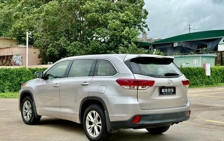 Toyota Highlander III, 2021 год, 2 780 000 рублей, 9 фотография