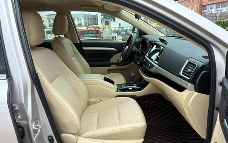 Toyota Highlander III, 2021 год, 2 780 000 рублей, 16 фотография