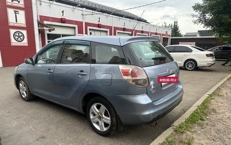 Toyota Matrix, 2005 год, 470 000 рублей, 2 фотография