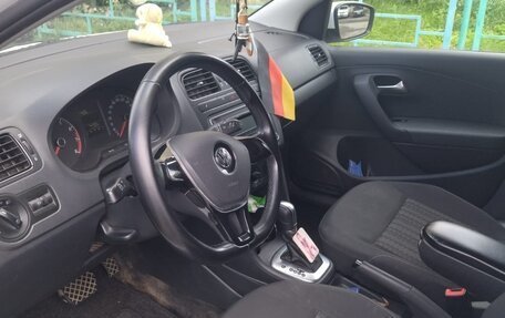 Volkswagen Polo VI (EU Market), 2016 год, 1 300 000 рублей, 9 фотография