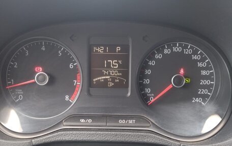 Volkswagen Polo VI (EU Market), 2016 год, 1 300 000 рублей, 13 фотография