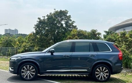 Volvo XC90 II рестайлинг, 2021 год, 3 980 000 рублей, 2 фотография