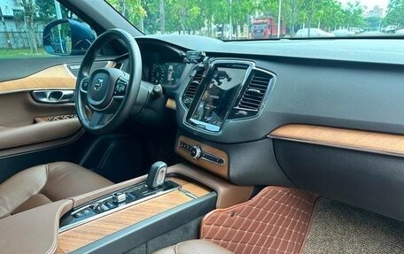 Volvo XC90 II рестайлинг, 2021 год, 3 980 000 рублей, 4 фотография