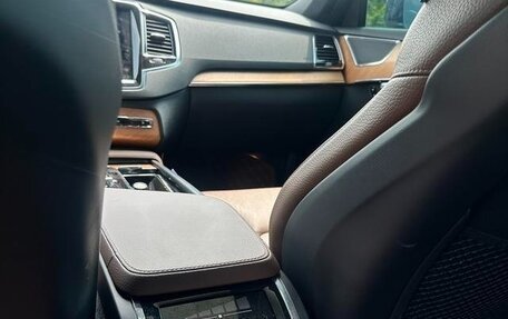Volvo XC90 II рестайлинг, 2021 год, 3 980 000 рублей, 12 фотография