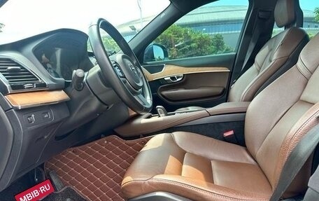 Volvo XC90 II рестайлинг, 2021 год, 3 980 000 рублей, 6 фотография