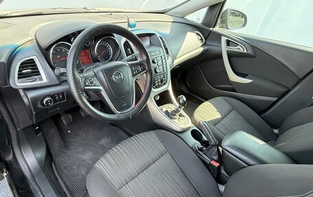 Opel Astra J, 2011 год, 560 000 рублей, 9 фотография