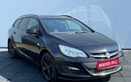 Opel Astra J, 2011 год, 560 000 рублей, 3 фотография
