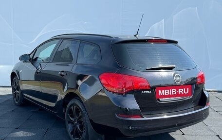 Opel Astra J, 2011 год, 560 000 рублей, 6 фотография