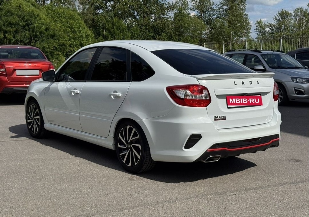 ВАЗ (LADA) Granta, 2023 год, 900 000 рублей, 6 фотография