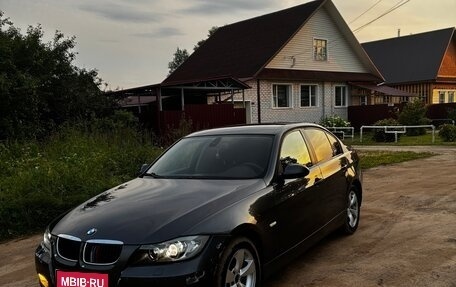 BMW 3 серия, 2006 год, 600 000 рублей, 1 фотография