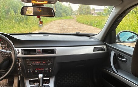 BMW 3 серия, 2006 год, 600 000 рублей, 4 фотография