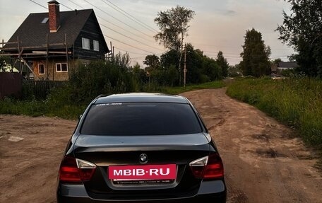 BMW 3 серия, 2006 год, 600 000 рублей, 2 фотография