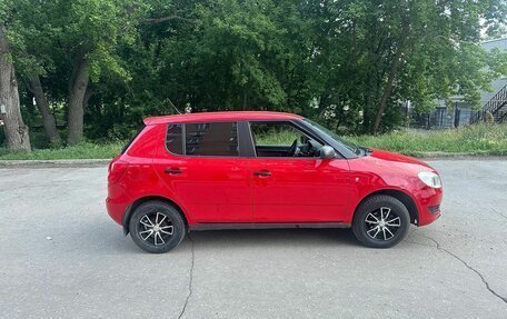 Skoda Fabia II, 2013 год, 400 000 рублей, 5 фотография