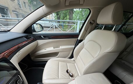 Skoda Superb III рестайлинг, 2012 год, 1 300 000 рублей, 3 фотография