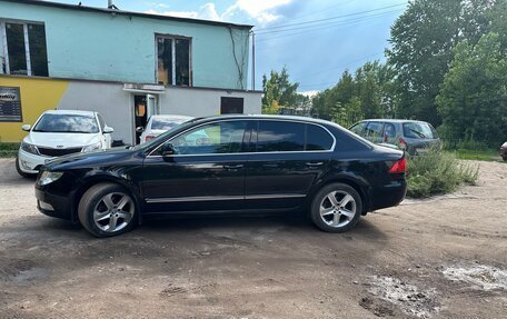 Skoda Superb III рестайлинг, 2012 год, 1 300 000 рублей, 5 фотография