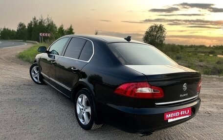 Skoda Superb III рестайлинг, 2012 год, 1 300 000 рублей, 8 фотография