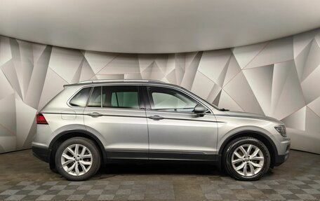 Volkswagen Tiguan II, 2018 год, 2 175 000 рублей, 6 фотография