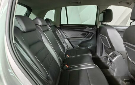 Volkswagen Tiguan II, 2018 год, 2 175 000 рублей, 16 фотография