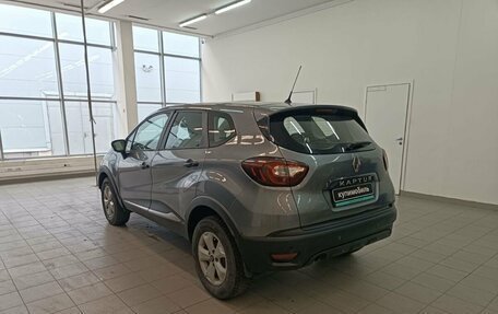 Renault Kaptur I рестайлинг, 2017 год, 630 000 рублей, 6 фотография