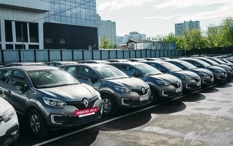 Renault Kaptur I рестайлинг, 2017 год, 630 000 рублей, 9 фотография