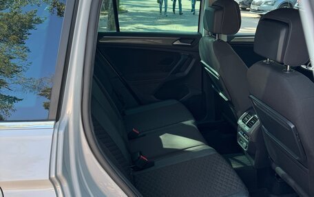 Volkswagen Tiguan II, 2019 год, 2 600 000 рублей, 7 фотография