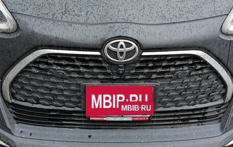 Toyota Sienta II, 2020 год, 1 700 000 рублей, 12 фотография