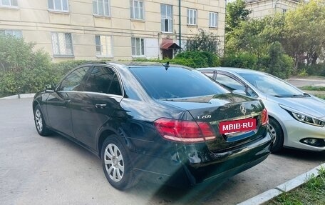 Mercedes-Benz E-Класс, 2014 год, 2 100 000 рублей, 3 фотография