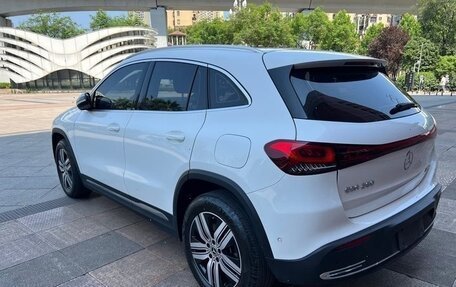Mercedes-Benz EQA, 2023 год, 2 850 000 рублей, 4 фотография