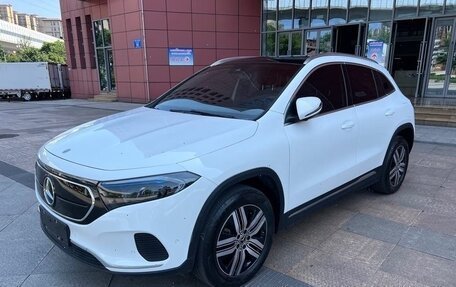 Mercedes-Benz EQA, 2023 год, 2 850 000 рублей, 3 фотография
