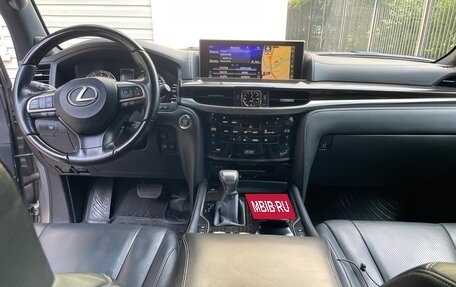 Lexus LX III, 2017 год, 9 500 000 рублей, 2 фотография