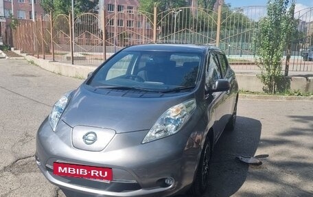 Nissan Leaf I, 2015 год, 815 000 рублей, 7 фотография