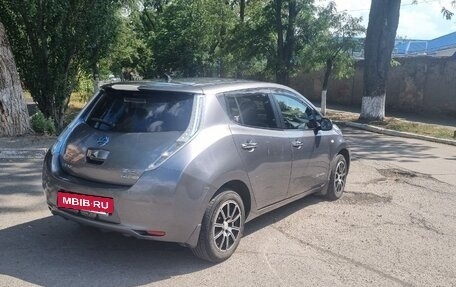 Nissan Leaf I, 2015 год, 815 000 рублей, 16 фотография