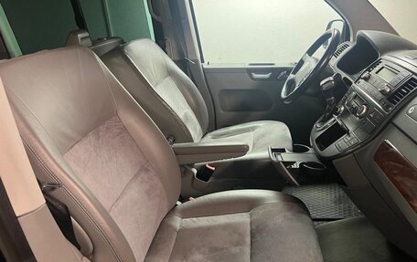 Volkswagen Multivan T5, 2005 год, 1 850 000 рублей, 4 фотография